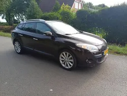 Bruin, metallic lak Gebruikt 2011 Renault Mégane III Dynamique Stationwagen | € 3.450 (Goede deal)