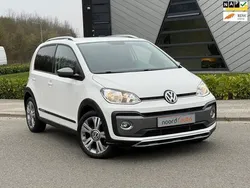 Wit Gebruikt 2018 VW up! Hatchback | € 11.950 (Duur)
