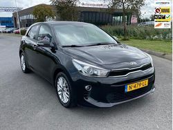 Zwart Gebruikt 2017 Kia Rio Hatchback | € 9.950 (Eerlijke prijs)