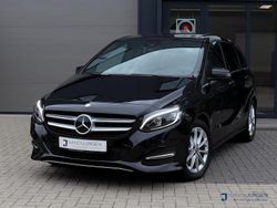 Zwart Gebruikt 2015 Mercedes B200 Prestige MPV | € 14.500 (Eerlijke prijs)