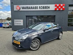 Grijs Gebruikt 2017 Alfa Romeo Giulietta Hatchback | € 15.950 (Eerlijke prijs)