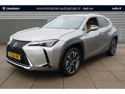 Grijs Gebruikt 2023 Lexus UX Business Edition SUV | € 36.544 (Eerlijke prijs)