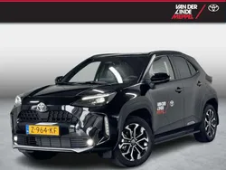 Zwart Gebruikt 2024 Toyota Yaris Cross Edition SUV | € 34.950
