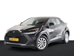 Zwart Gebruikt 2024 Toyota C-HR Active SUV | € 30.950 (Super prijs)