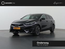 Zwart, metallic lak Gebruikt 2025 Kia Ceed Sportswagon GT-Line Stationwagen | € 34.935 (Eerlijke prijs)
