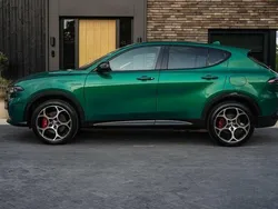 Groen Gebruikt 2023 Alfa Romeo Tonale Veloce SUV | € 37.850 (Eerlijke prijs)