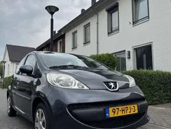Grijs Gebruikt 2009 Peugeot 107 Hatchback | € 4.199 (Duur)