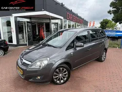 Grijs Gebruikt 2010 Opel Zafira MPV | € 5.950