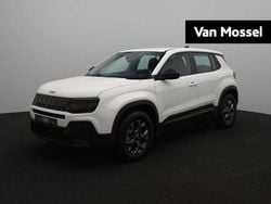 Wit Nieuw 2024 Jeep Avenger EV Altitude SUV | € 29.995 (Goede deal)
