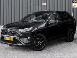 Zwart Gebruikt 2021 Toyota RAV4 Edition SUV | € 36.950 (Goede deal)