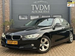 Zwart Gebruikt 2013 BMW 320 Efficient Dynamics Sedan | € 8.950 (Goede deal)