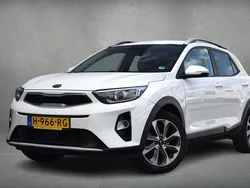 Wit Gebruikt 2020 Kia Stonic SUV | € 15.450 (Eerlijke prijs)