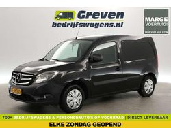 Zwart (metallic) Gebruikt 2013 Mercedes Citan 108 Van | € 4.400 (Duur)