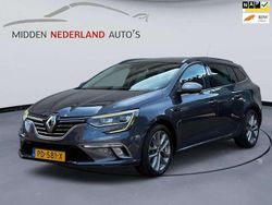 Grijs, metallic lak Gebruikt 2017 Renault Mégane GT Line GT-Line Stationwagen | € 10.500 (Goede deal)
