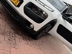 Wit Gebruikt 2016 Citroën C4 Cactus Feel Hatchback | € 7.490 (Iets duurder)