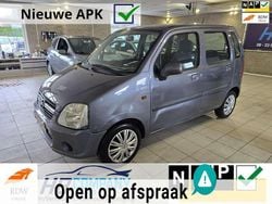 Grijs Gebruikt 2005 Opel Agila Hatchback | € 1.499 (Eerlijke prijs)