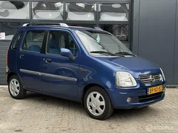 Blauw Gebruikt 2003 Opel Agila Elegance Hatchback | € 999 (Eerlijke prijs)