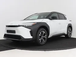 Wit parelmoer Nieuw 2025 Toyota bZ4X SUV | € 44.850 (Goede deal)