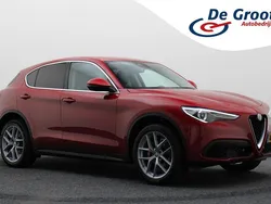 Rood Gebruikt 2017 Alfa Romeo Stelvio SUV | € 29.950 (Eerlijke prijs)
