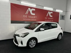 Wit Gebruikt 2016 Toyota Yaris Hatchback | € 6.999 (Super prijs)