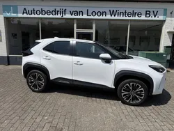 Wit Gebruikt 2023 Toyota Yaris Cross SUV | € 28.950 (Eerlijke prijs)
