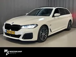 Wit Gebruikt 2022 BMW 530 Executive Stationwagen | € 41.950 (Eerlijke prijs)