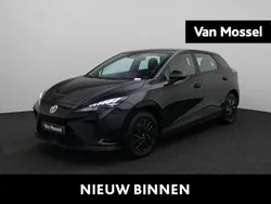 Zwart Gebruikt 2023 MG MG4 EV Hatchback | € 19.995 (Eerlijke prijs)