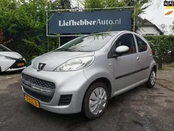 Grijs Gebruikt 2009 Peugeot 107 Hatchback | € 3.750 (Iets duurder)