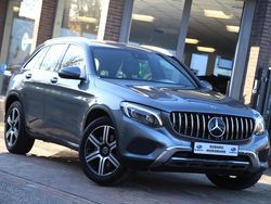 Grijs, metallic lak Gebruikt 2017 Mercedes GLC250 Premium SUV | € 27.950 (Eerlijke prijs)