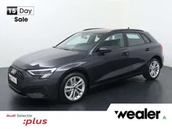 Grijs Gebruikt 2023 Audi A3 Sportback e-tron Design Sedan | € 30.840 (Goede deal)