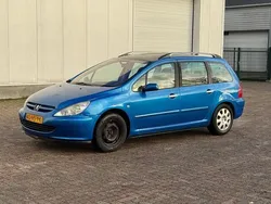 Blauw, metallic lak Gebruikt 2004 Peugeot 307 Stationwagen | € 850 (Goede deal)