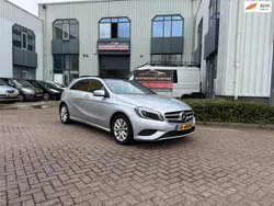 Grijs Gebruikt 2014 Mercedes A180 Prestige Hatchback | € 12.995 (Eerlijke prijs)