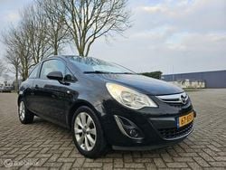 Zwart Gebruikt 2012 Opel Corsa Cosmo Hatchback | € 2.499 (Goede deal)