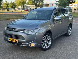 Grijs Gebruikt 2013 Mitsubishi Outlander Instyle SUV | € 8.950 (Eerlijke prijs)