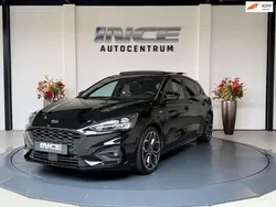 Zwart Gebruikt 2019 Ford Focus ST-Line Hatchback | € 21.850 (Iets duurder)
