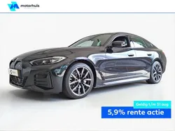 Zwart Gebruikt 2022 BMW i4 Comfort Edition Sedan | € 39.925 (Eerlijke prijs)