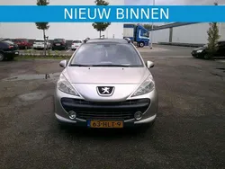 Grijs, metallic lak Gebruikt 2009 Peugeot 207 Stationwagen | € 2.250 (Iets duurder)