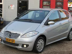 Grijs Gebruikt 2005 Mercedes A170 Elegance MPV | € 3.850 (Eerlijke prijs)