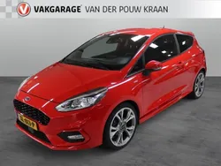 Rood Gebruikt 2019 Ford Fiesta ST-Line Hatchback | € 12.840 (Eerlijke prijs)