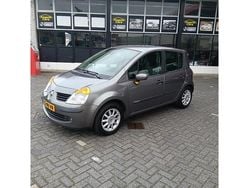 Grijs Gebruikt 2005 Renault Modus Luxe MPV | € 2.499 (Eerlijke prijs)