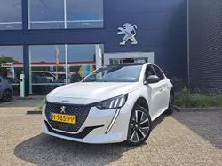 Wit Gebruikt 2020 Peugeot 208 GT-line Hatchback | € 15.940 (Iets duurder)