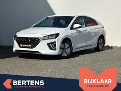 Wit Gebruikt 2022 Hyundai Ioniq Comfort Sedan | € 21.950 (Eerlijke prijs)