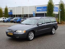 Grijs Gebruikt 2005 Volvo V70 Momentum Stationwagen | € 2.250 (Super prijs)