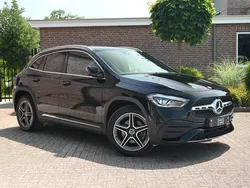 Zwart Gebruikt 2020 Mercedes GLA250 Business SUV | € 37.400 (Eerlijke prijs)