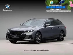 Grijs Nieuw 2025 BMW 530e Comfort Edition Stationwagen | € 91.267 (Eerlijke prijs)