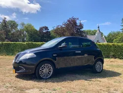 Zwart Gebruikt 2012 Lancia Ypsilon Platinum Hatchback | € 4.500 (Eerlijke prijs)