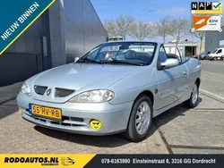 Grijs Gebruikt 2002 Renault Mégane Cabriolet Dynamique Cabriolet | € 2.450 (Eerlijke prijs)