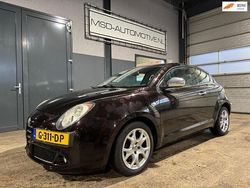 Zwart Gebruikt 2012 Alfa Romeo MiTo Distinctive Hatchback | € 5.449 (Eerlijke prijs)