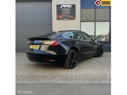 Zwart Gebruikt 2019 Tesla Model 3 Long Range Sedan | € 21.999 (Iets duurder)