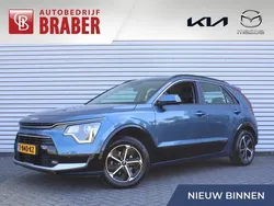 Blauw, metallic lak Gebruikt 2023 Kia Niro SUV | € 28.950 (Eerlijke prijs)